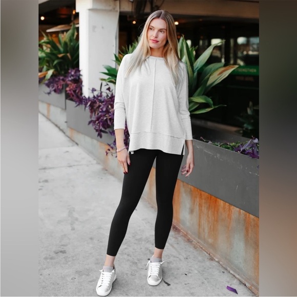 SPANX Perfect Length Dolman Tunic Oversized Sweatshirt Raw Hem Heather Grey- XS - Picture 2 of 13